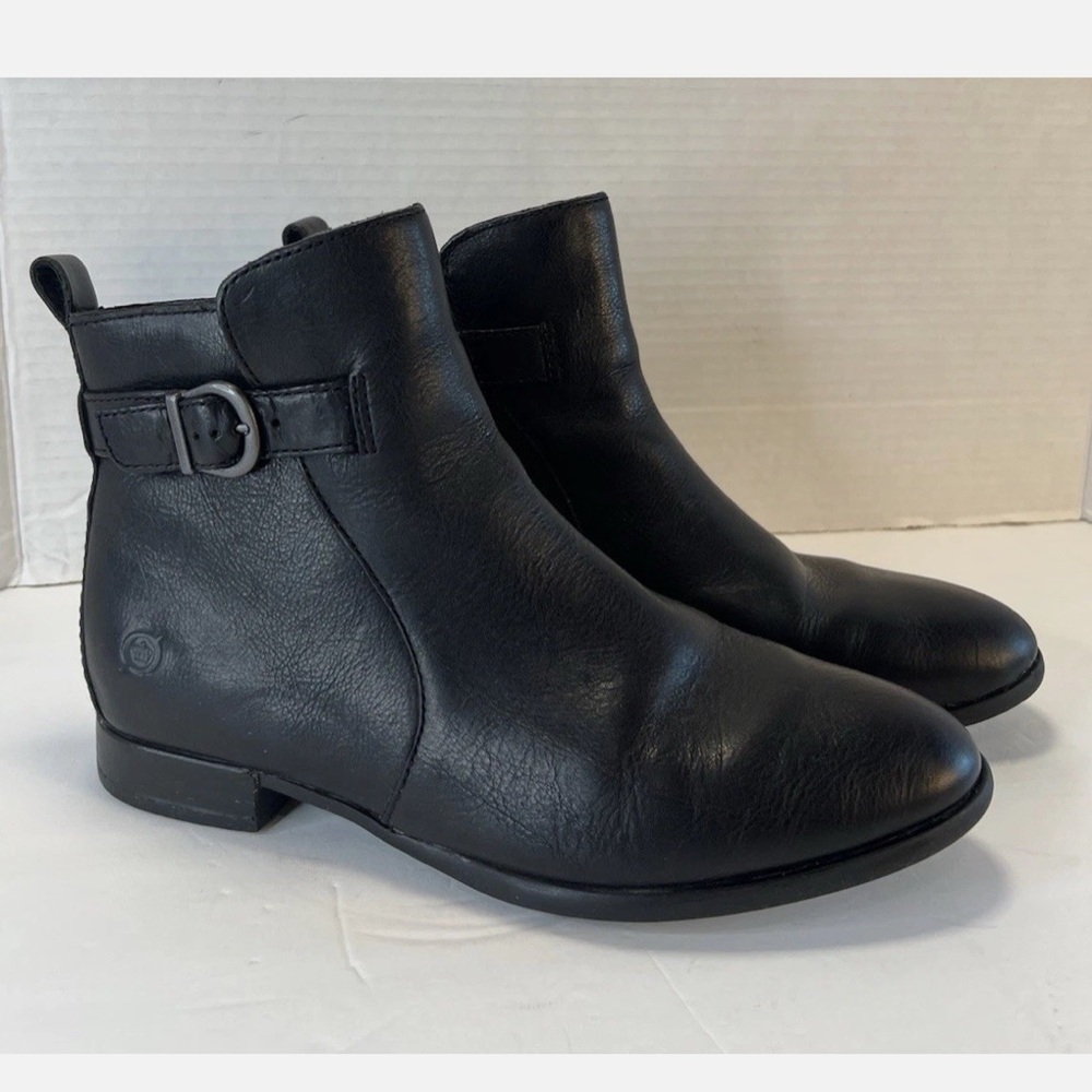 Born Ankle Boots with Buckle Detail black leather 7.5